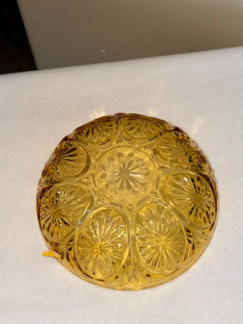 Vintage Anchor Hocking Honey Gold Medallion Star 8